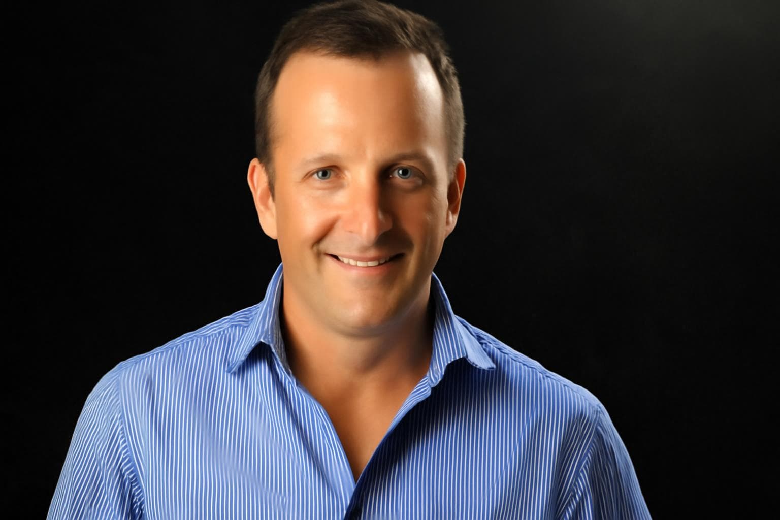 Brisbane Man Murdered at Teen Party: Universal Store Co-Founder Dies in Stabbing Brisbane Man Murdered at Teen Party: Universal Store Co-Founder Dies in Stabbing